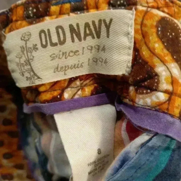 Old  navy pants - Picture 3 of 3